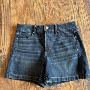 High rise   The Sculpt Short